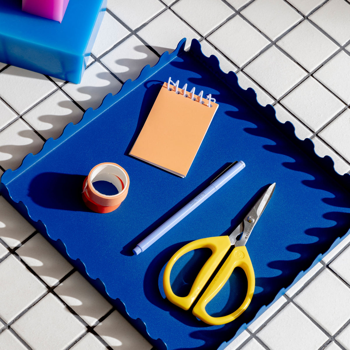 SCAPE TRAY | blaues SERVIERTABLETTS | 25x25 cm | Steven Bukowski | Areaware
