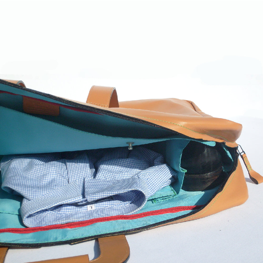 TRAVELING BAG - Schwarze Leder-Reisetasche | Alfredo Haeberli | Colin's