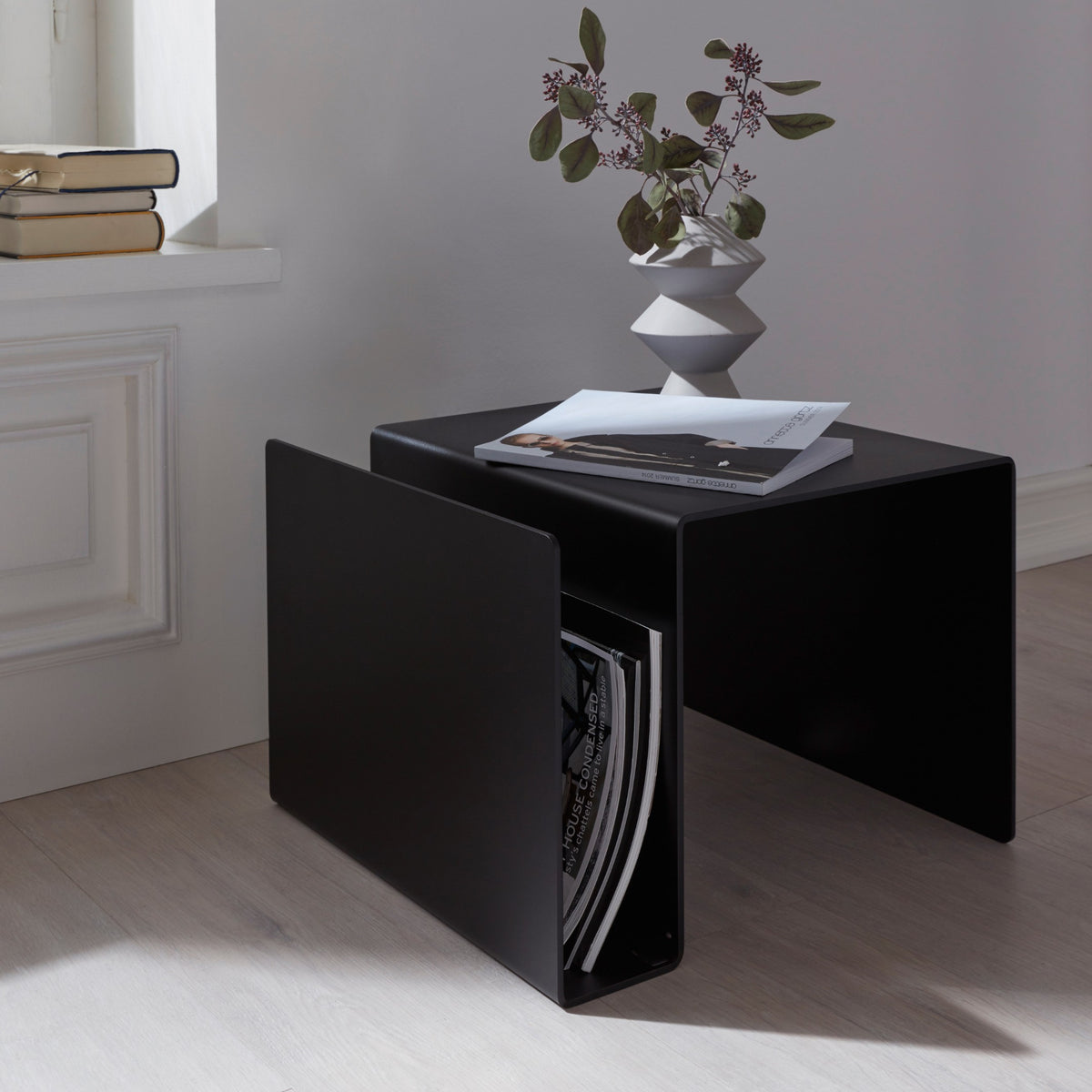 HUK - Beistelltisch und Ordnungshelfer - Multitalent aus Aluminium | Müller Small Living