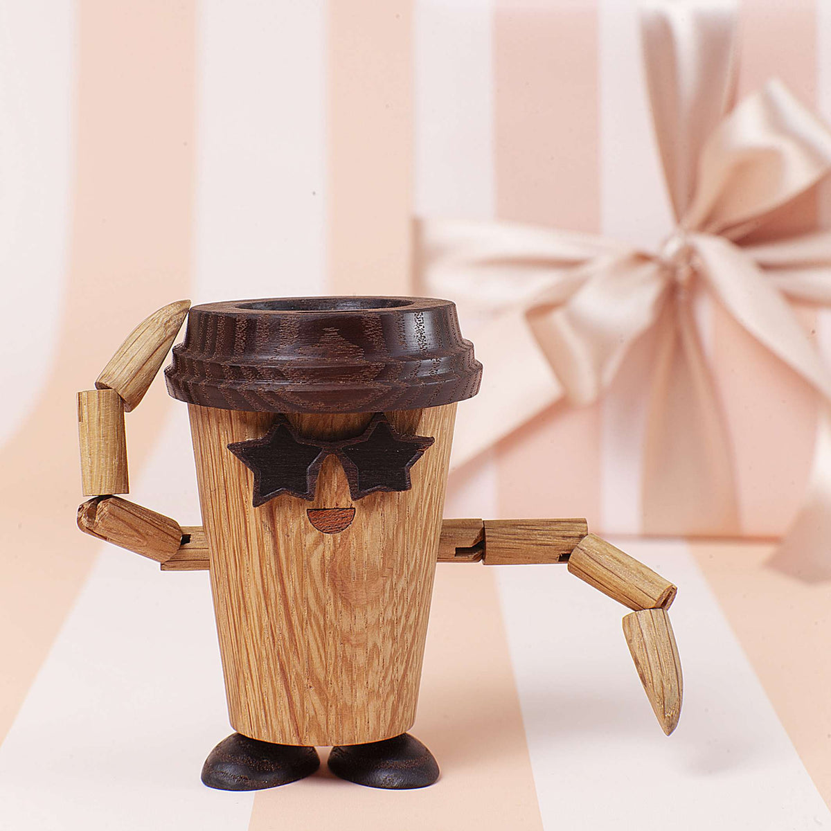 Wooden Figure Woodies "Esther Espresso" – 9 cm | Spring Copenhagen