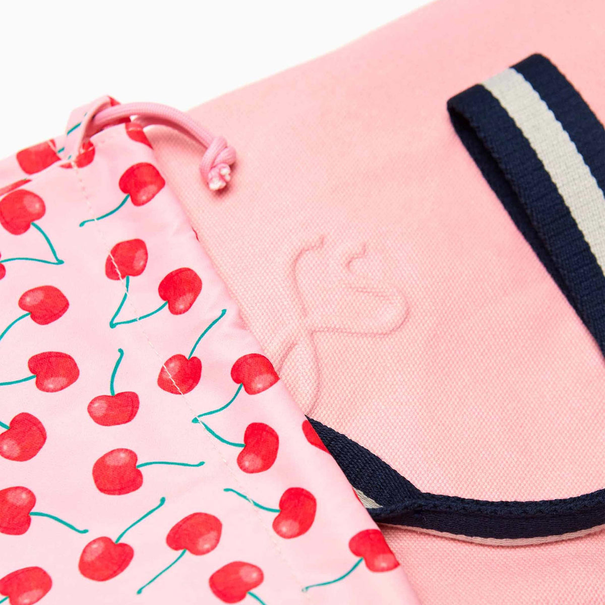 BODHI EXPLORER DUFFLE BAG - Pinker Reise-Tasche aus recyceltem Segeltuchstoff 53 cm | farans