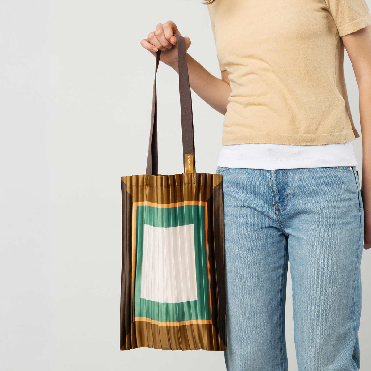 Tote Bag Cefalù – Plissee-Satin · 40 × 48 cm | Multitudes