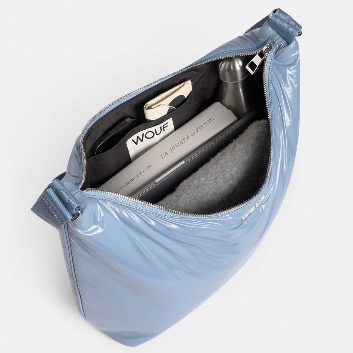 Beuteltasche Steel – Stahlblau · Glossy · Recycelt · 42 x 25 cm | Wouf