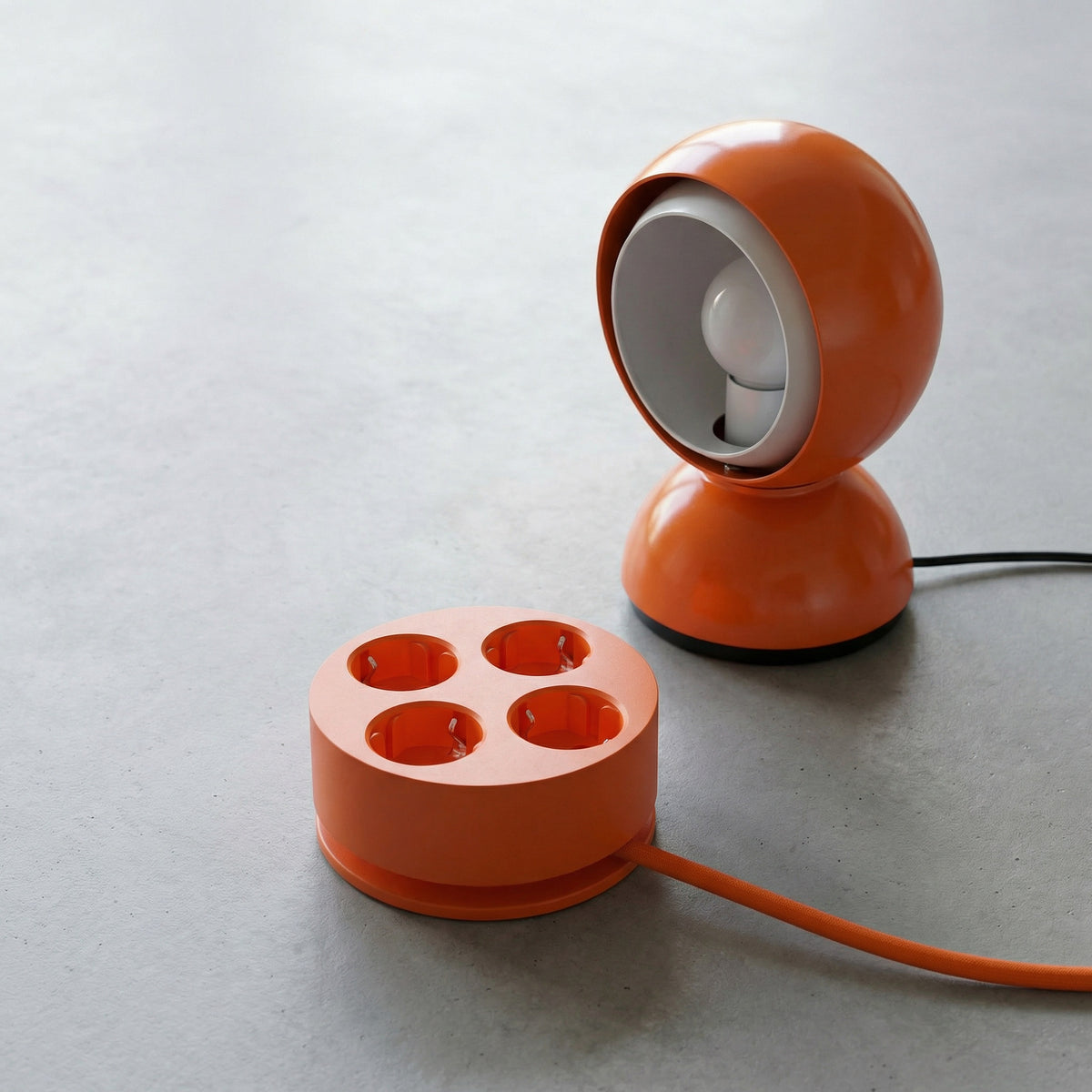 Power Strip Circular C2 – 4 Sockets Round, Ø 12.4 cm | Cords