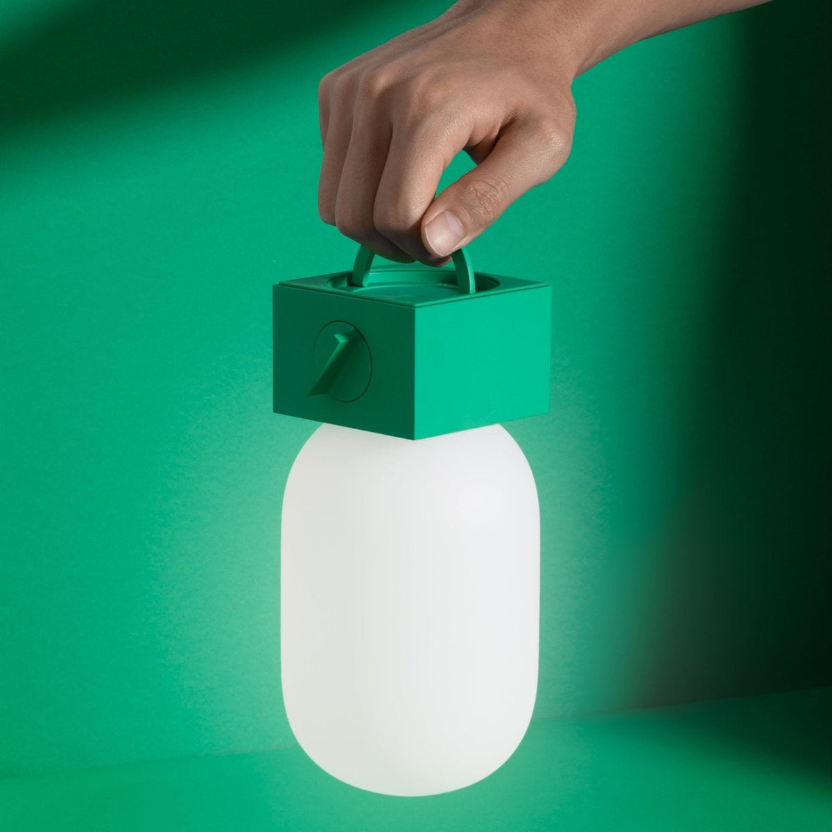 Akku-Leuchte "POP Light" – Dunkelgrün · 23 cm | Native Union