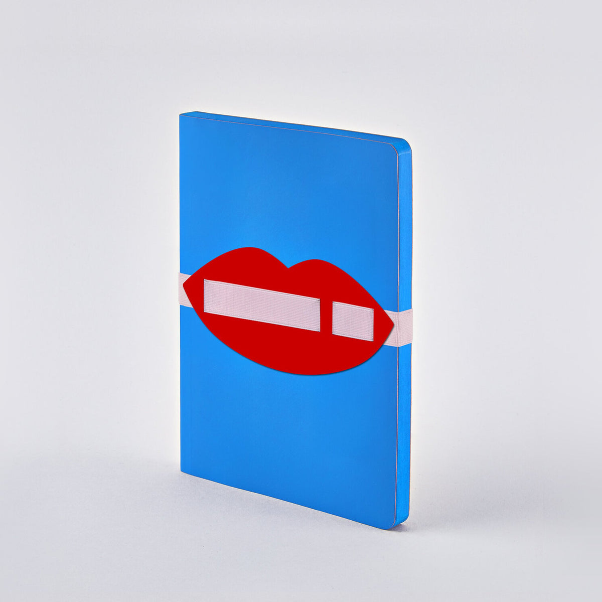Notebook Voyager Lips – Recycled Leather · 165 × 220 mm | Nuuna