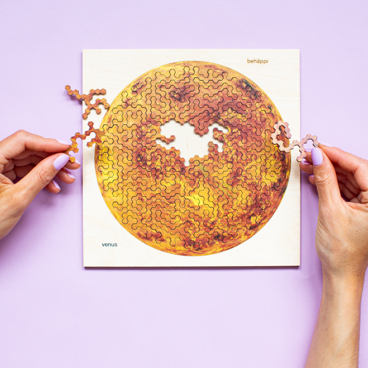 VENUS - Außergewöhnliches IQ-HOLZPUZZLE - PLANETEN-Serie - Level Schwer | Behäppi