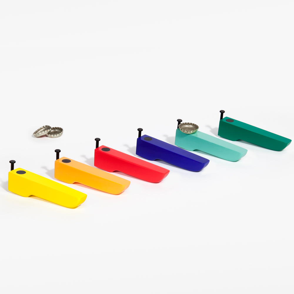 BENT NAIL BOTTLE OPENER - Farbige Flaschenöffner | Brendan Ravenhill | Areaware