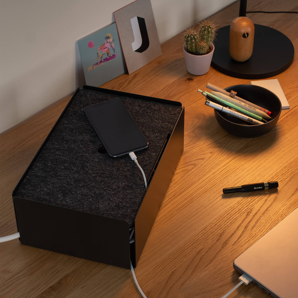 Chargebox - Topper | Konstantin Slawinski