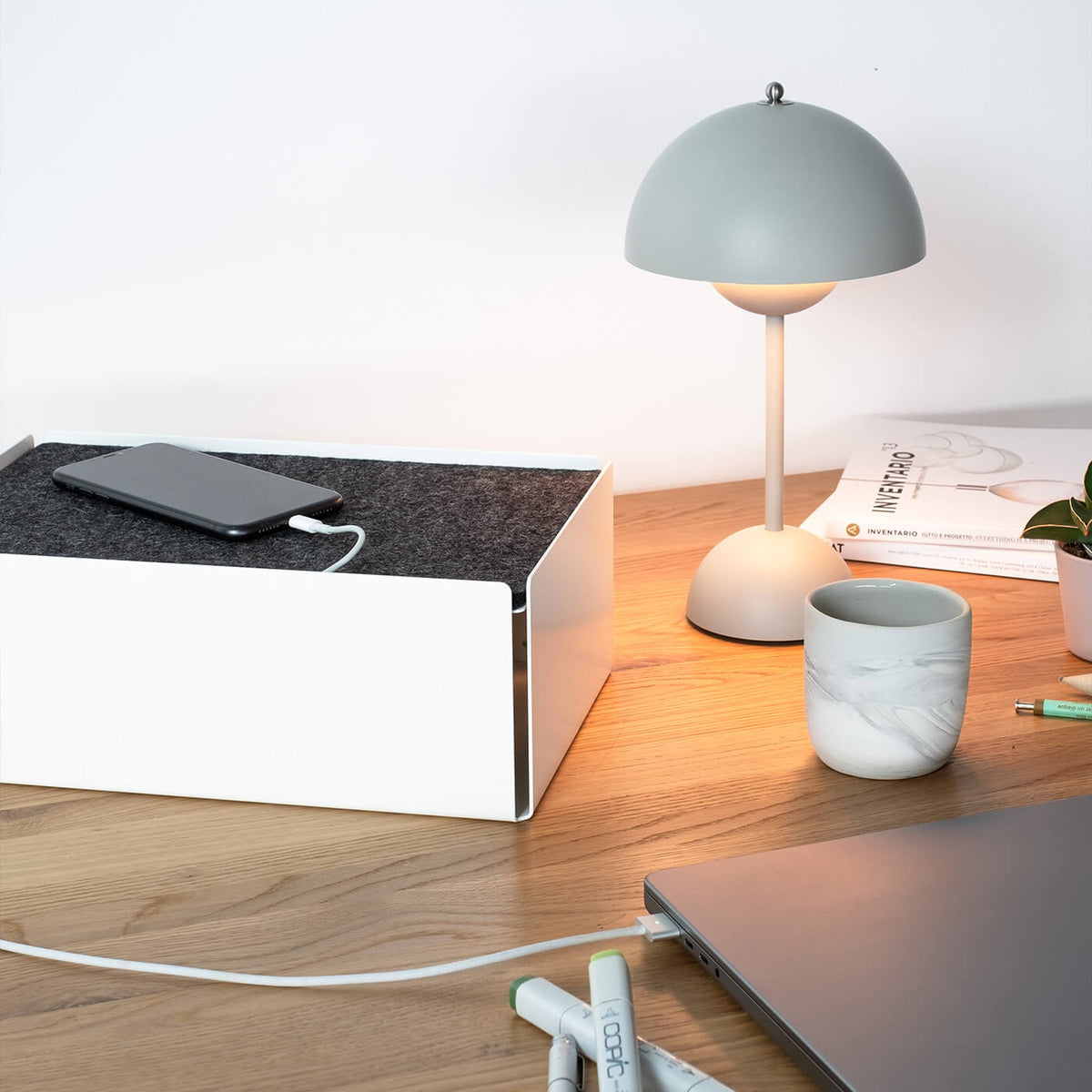 Chargebox - Topper | Konstantin Slawinski