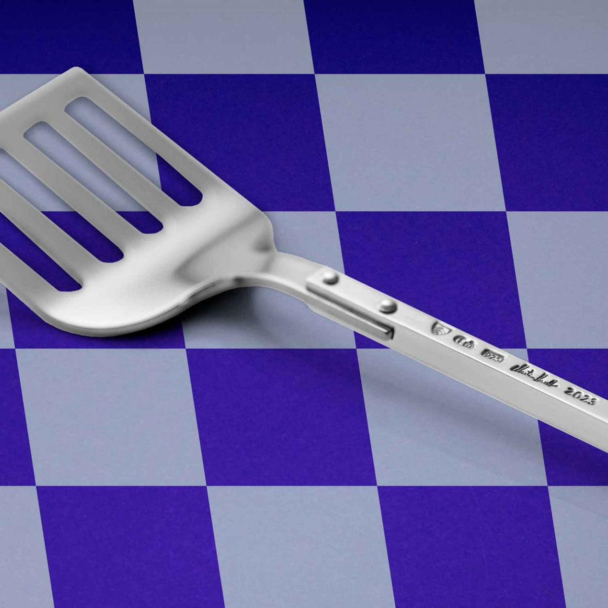 Der SARDINENHEBER | sardine lifter handmade from 925 sterling silver | Maritime Time Capsules