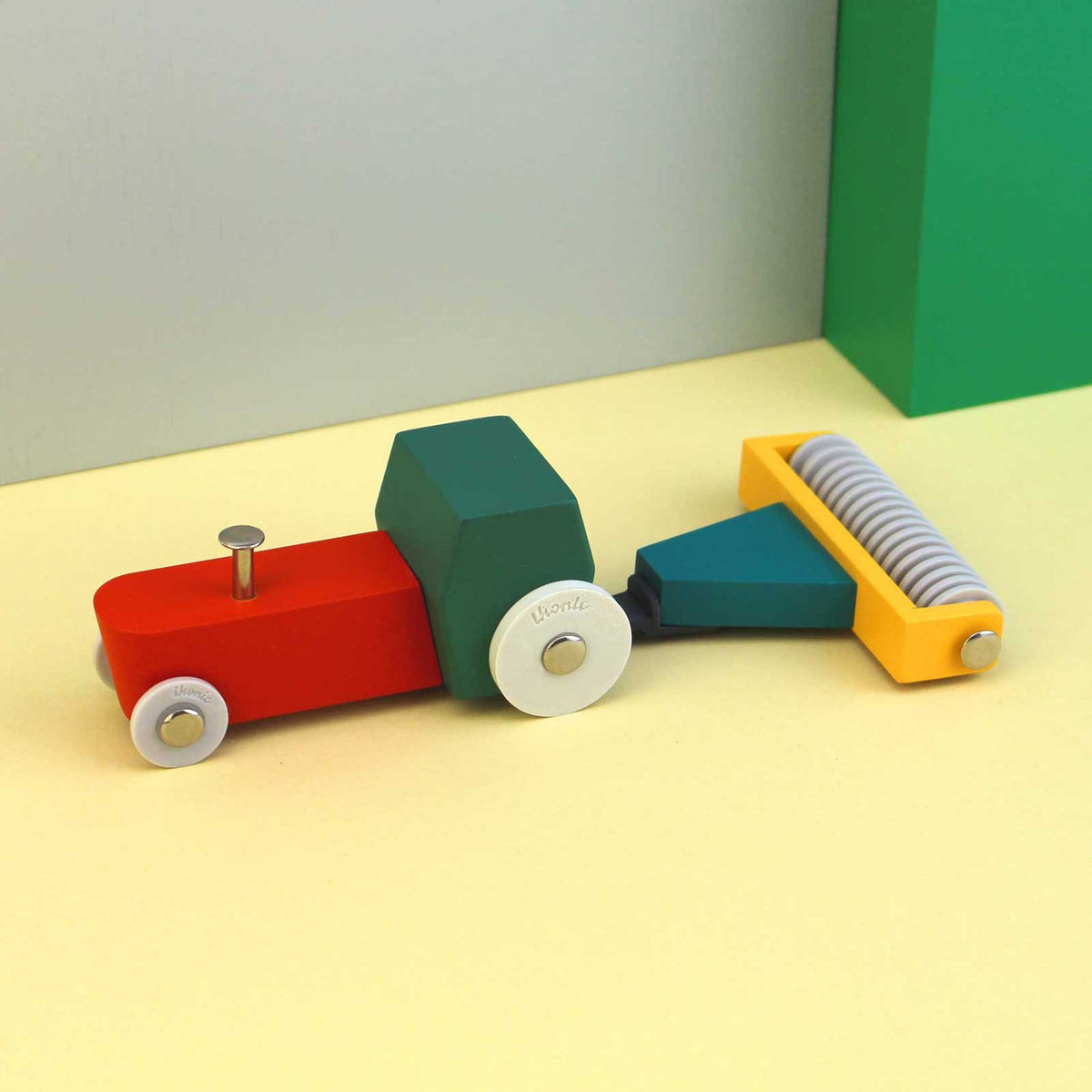 VOITURE BI-TON #7 | Coffret de jouets design pour voitures et tracteurs en bois | Floris Hovers | Iconique