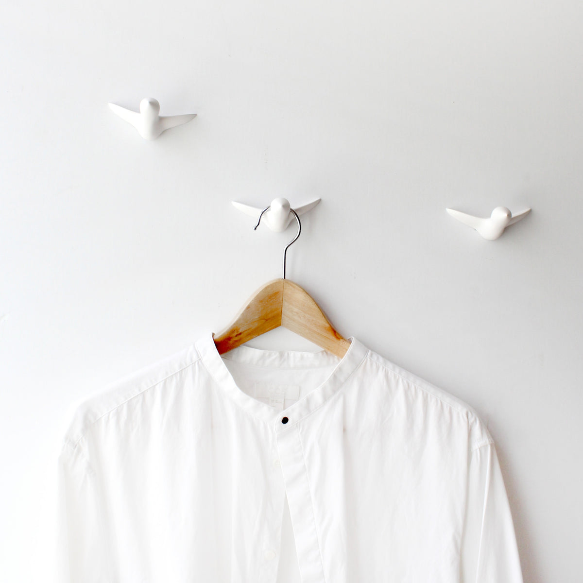 MINI BIRD SWARM - coat hooks - set of 3 birds - small | Formpoet