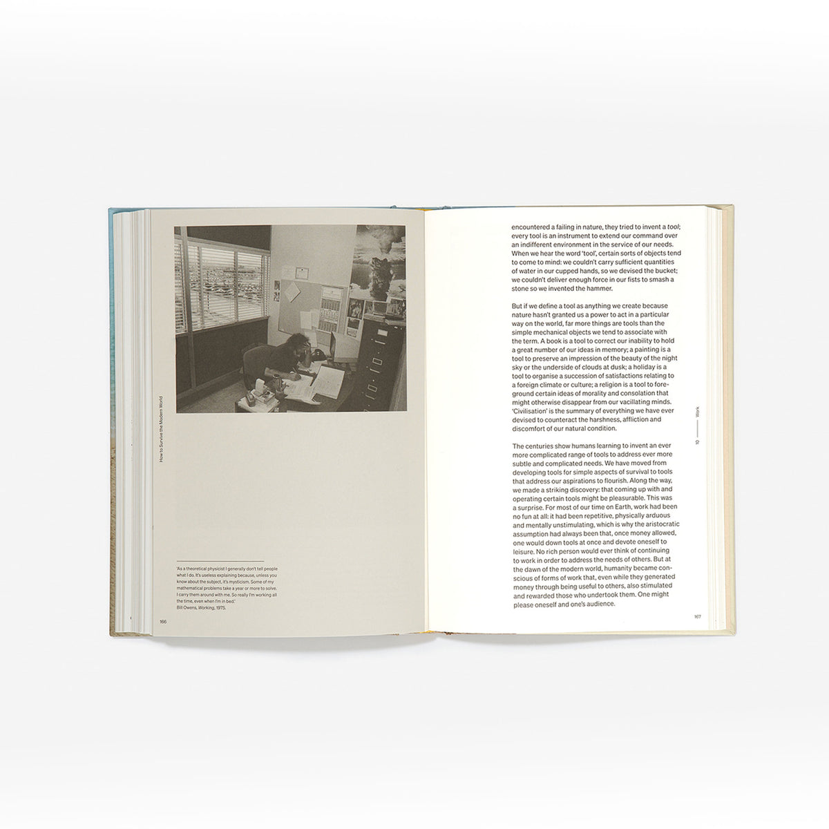 Buch "How to Survive the Modern World" – Englisch | The School of Life