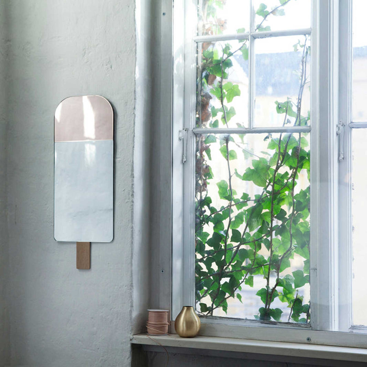 ICE CREAM MIRROR - Rose-farbiger Wandspiegel - Nicole & Tor Vitner Servé | EO Elements Optimal