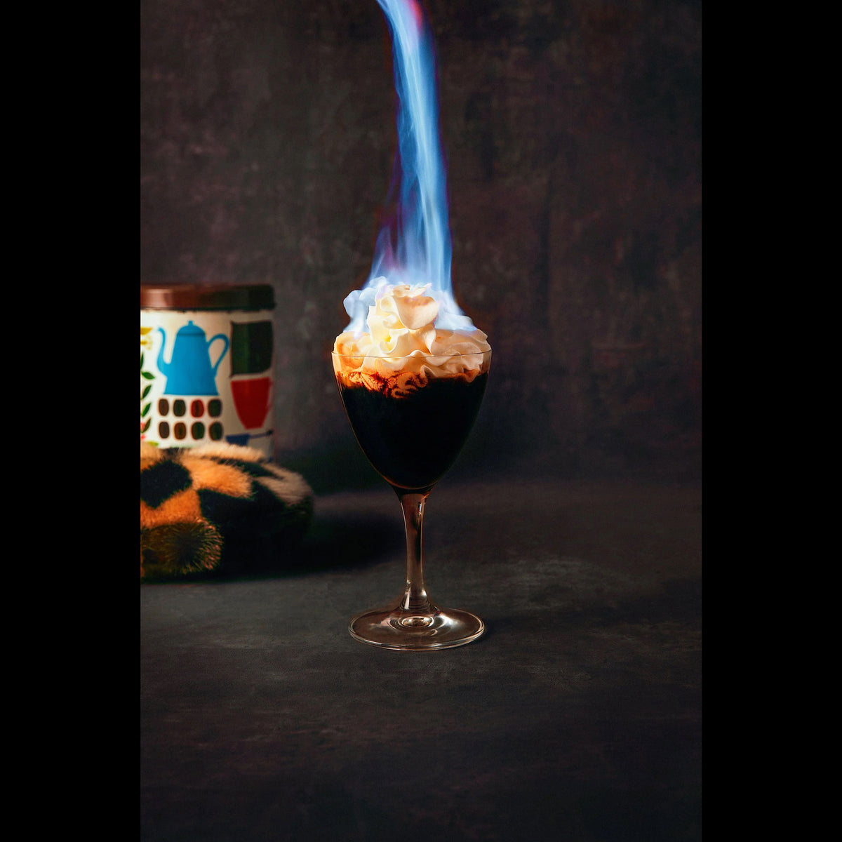 Buch "In 80 Kaffees um die Welt" – Hardcover | Gestalten