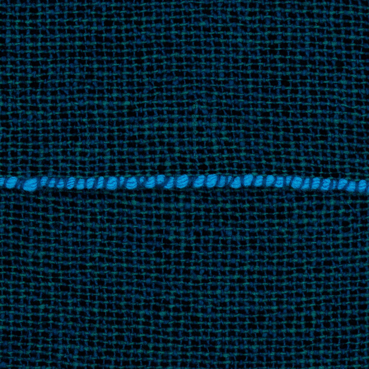 INTEGRATE CUSHION - dunkelblauer Kissenbezug - 50x50 cm - 100% Merino Wolle | Cristian Zuzunaga