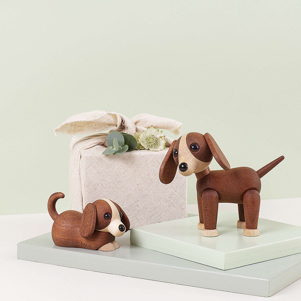 Holzwelpe Jojo – Mahagoni · 12 cm | Spring Copenhagen