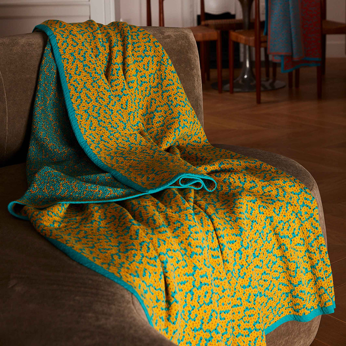 BITMAP LABYRINTH Golden Ochre | THROW | 180x140 cm | 90% Cotton | Cristian Zuzunaga