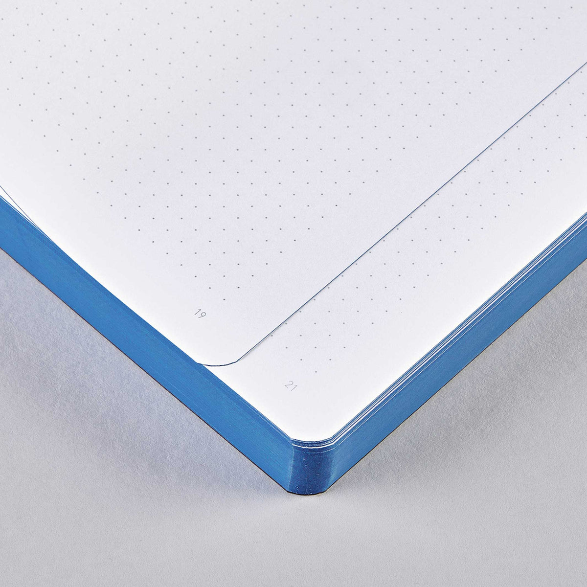 MAGIC IDEA | GRAPHIC L Serie | fluoreszierend leuchtendes NOTIZBUCH | Nuuna