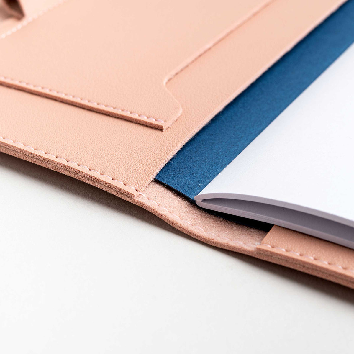 ROSE NOTEBOOK FOLIO - Chemise avec carnet - Rose | Quelque part