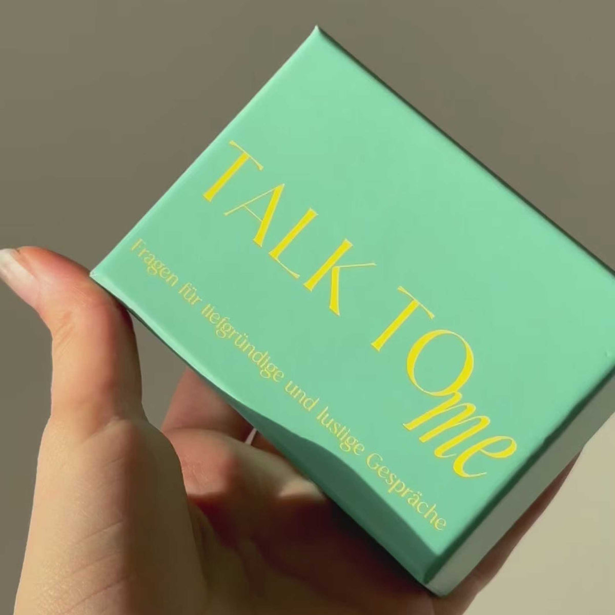 TALK TOme - 60 Questions for deep & funny conversations - German | Elena Miller