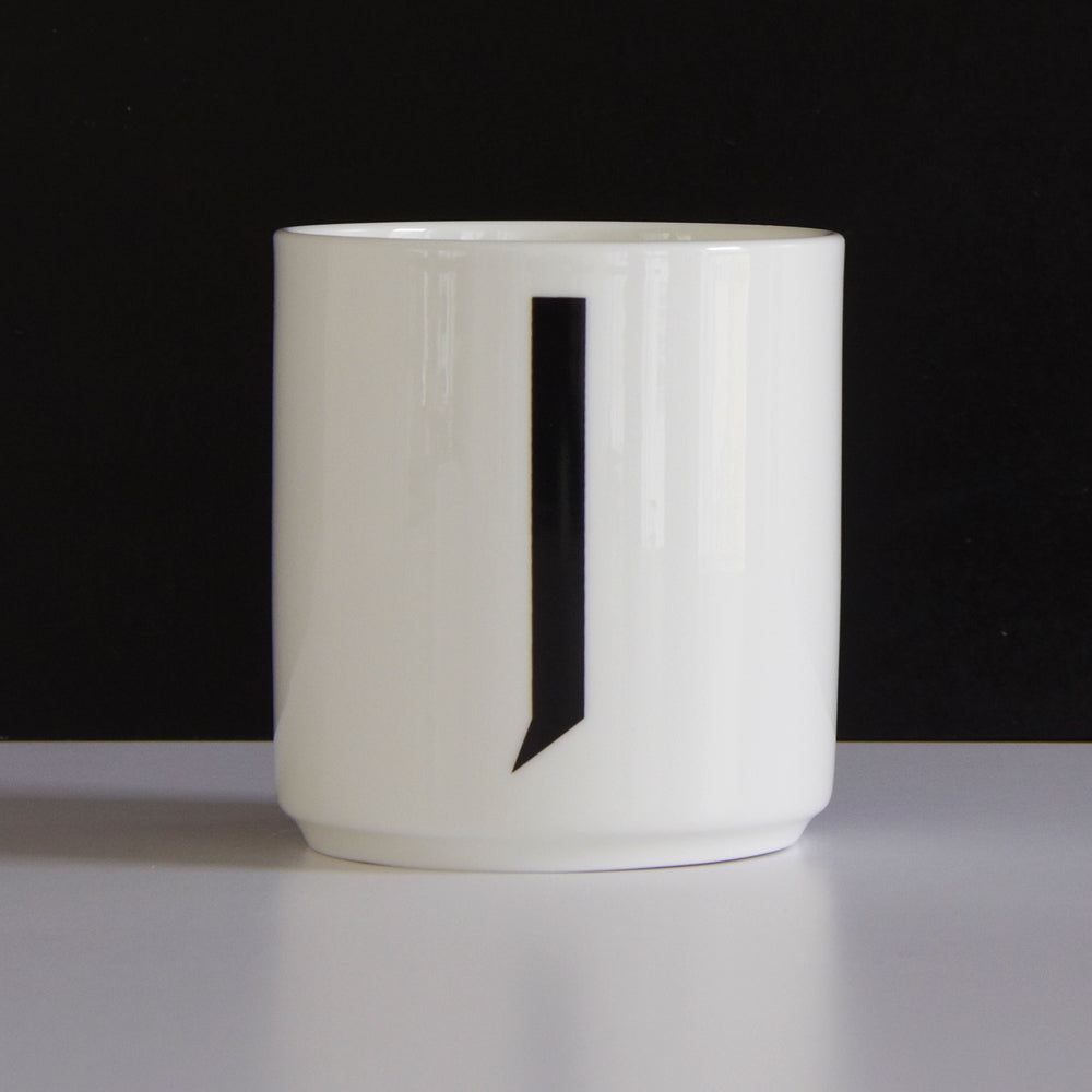 Tasse de lettres | Tasse à café et à thé | Typographie v. Arne Jacobsen | Lettres de conception