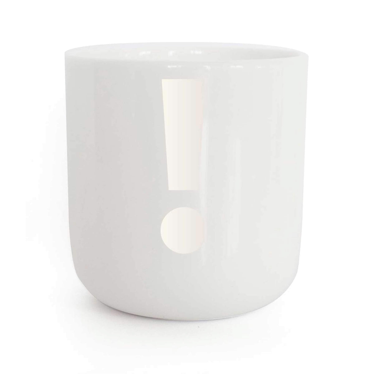 ! | weisser Kaffee- & Tee-BECHER mit perl-weisser Typo | Letters & Glyphs Serie | PLTY