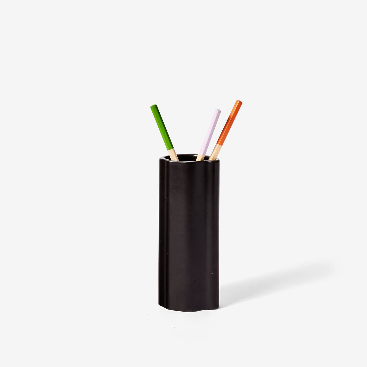 ASSEMBLY DESK VESSEL | schwarzer KÖCHER oder VASE | Alex Proba | Areaware