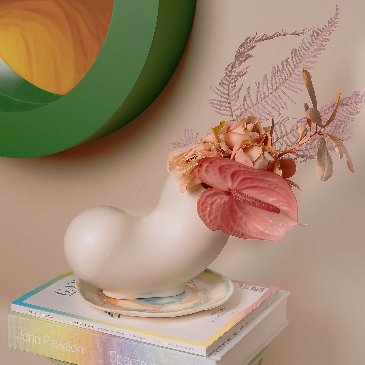 KIRBY | VASES | Talbot et Yoon | Sont conscients