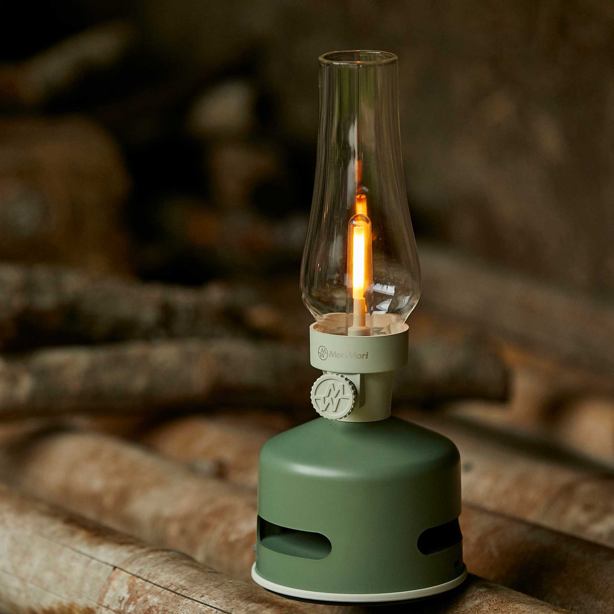 LED Laternen-TISCHLEUCHTE & Bluetooth-LAUTSPRECHER | Keen Hsu | MoriMori - Charles & Marie