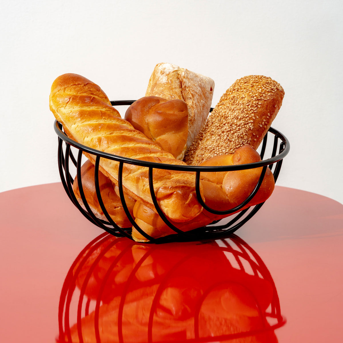OUTLINE BASKET | Draht-OBSTKORB | Henry Julier | Areaware