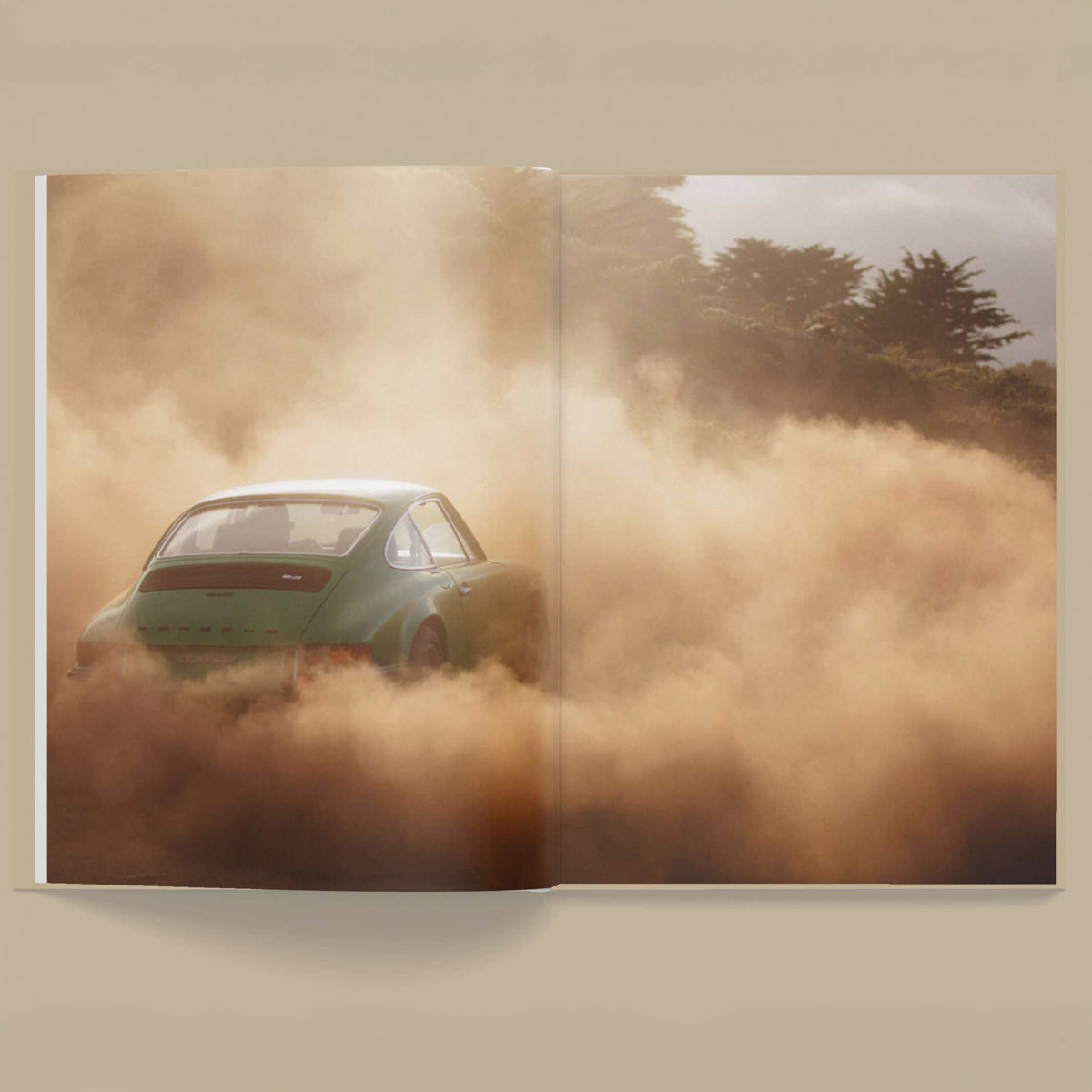 Bildband "Under the Sun" Vol. 1 Porsche – Hardcover | Mirage