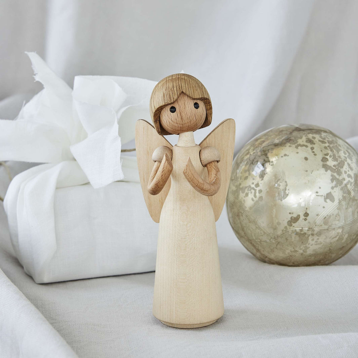 Holzengel Gloria – Eiche · 15 cm | Spring Copenhagen