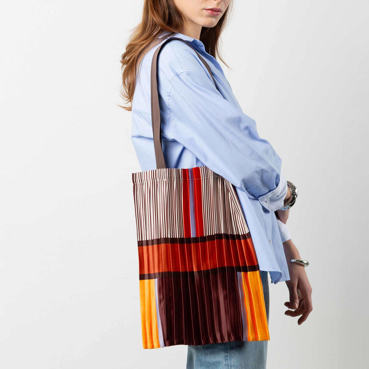 Tote Bag Bagheria – Plissee-Satin · 40 × 48 cm | Multitudes