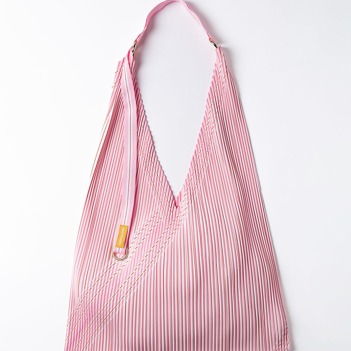 Y-Tasche Uma – Plissee-Satin · 30 × 60 cm | Multitudes