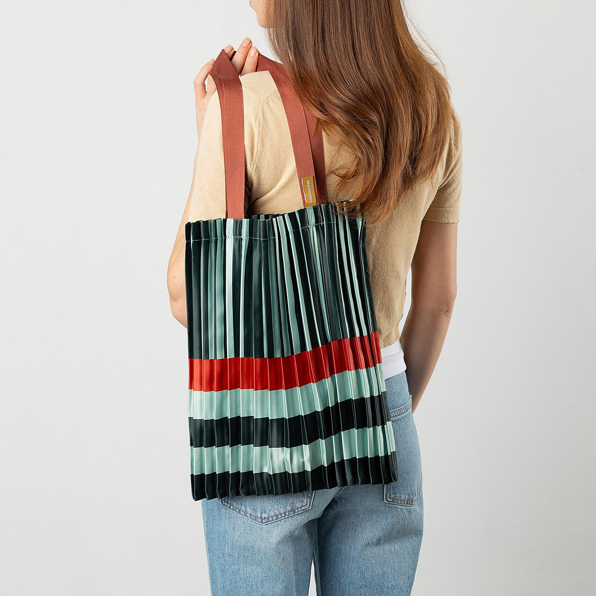 Tote Bag Smeralda – Plissee-Satin · 40 × 48 cm | Multitudes