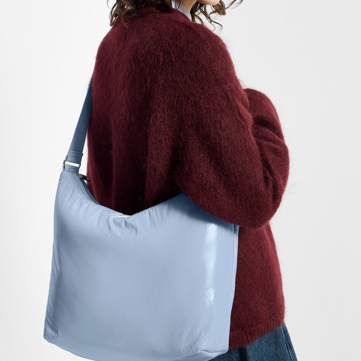 Beuteltasche Steel – Stahlblau · Glossy · Recycelt · 42 x 25 cm | Wouf