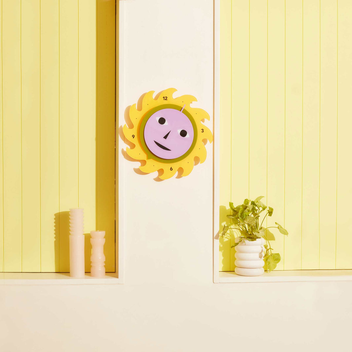 EVERYBODY CLOCK Horloge murale jaune 30 cm ⦰ | Douche Douche | Connaissance de la zone