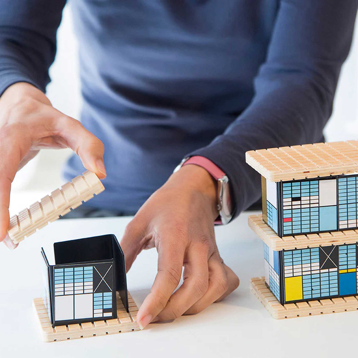 Konstruktionsspiel "House Eames" – Holz · Metall | Beamalevich