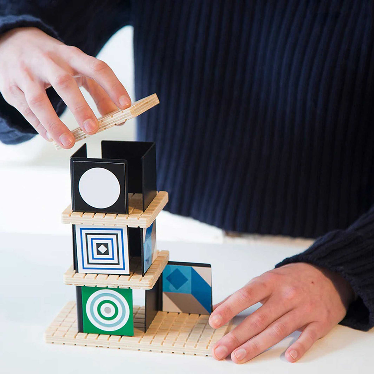 MAISON | OP-ART | Ensemble ARCHITECTURE &amp; CONSTRUCTION | Victor Vasarely | Beamalévitch