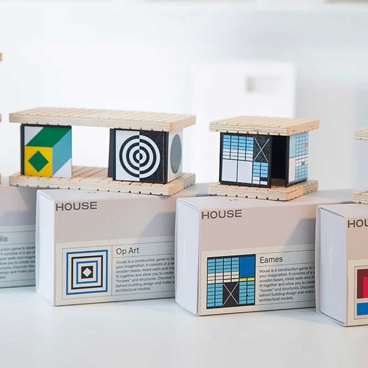 Konstruktionsspiel "House Eames" – Holz · Metall | Beamalevich