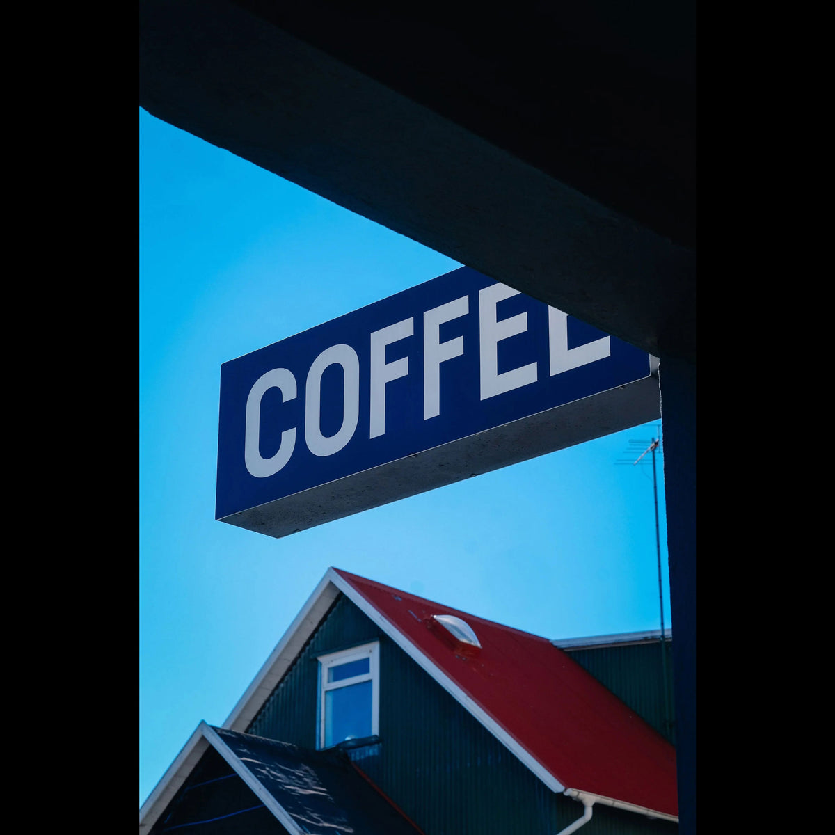 Buch "In 80 Kaffees um die Welt" – Hardcover | Gestalten