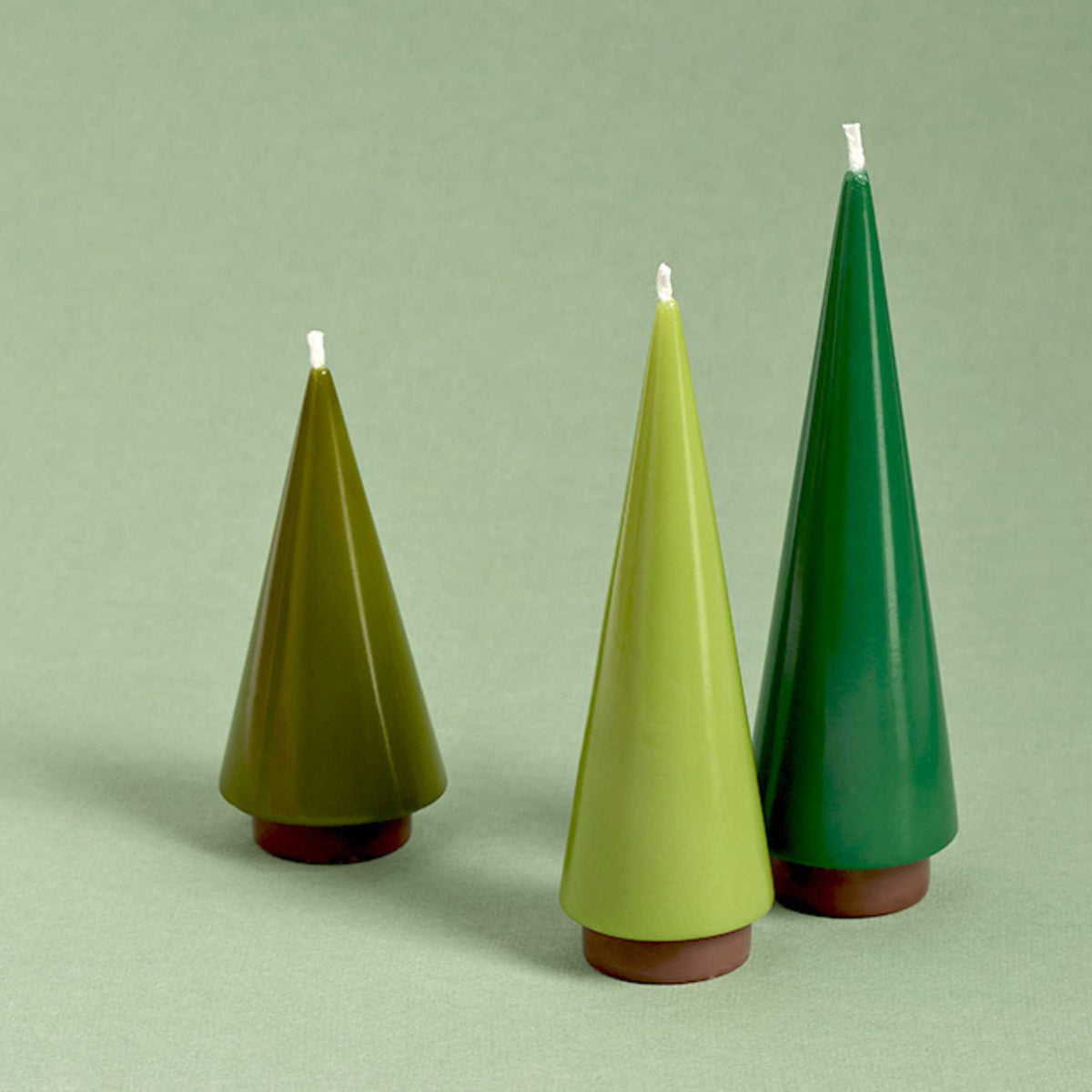 Baumkerze Groß – Smaragdgrün · 15 cm | not the girl who misses much