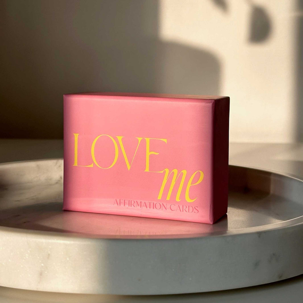 Cartes d'affirmation LOVEme - 60 déclarations puissantes et encouragements positifs - Allemand | Elena Miller