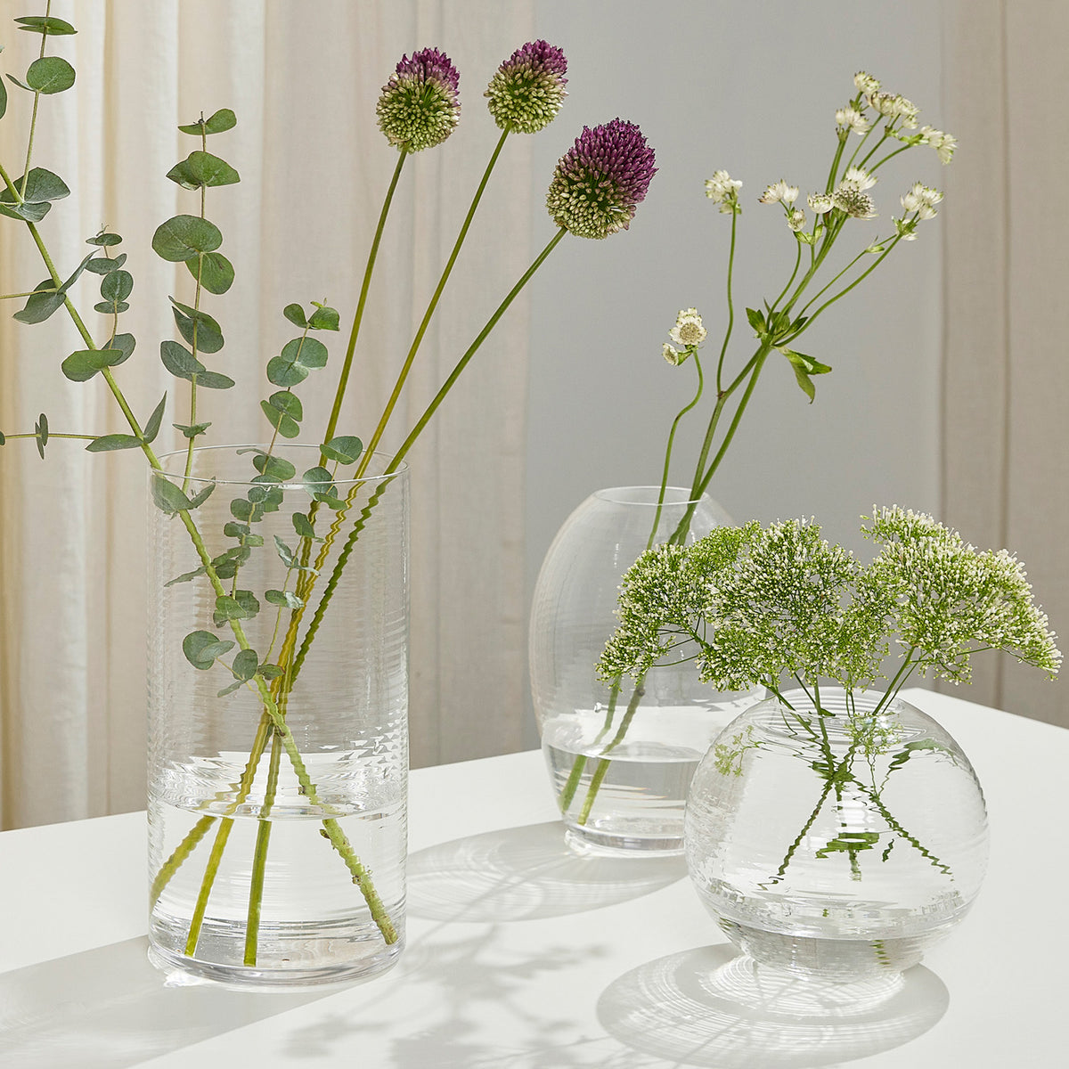 FIL OVALE | VASE EN VERRE ovale | H=20 cm | Samuli Helavuo | Printemps Copenhague