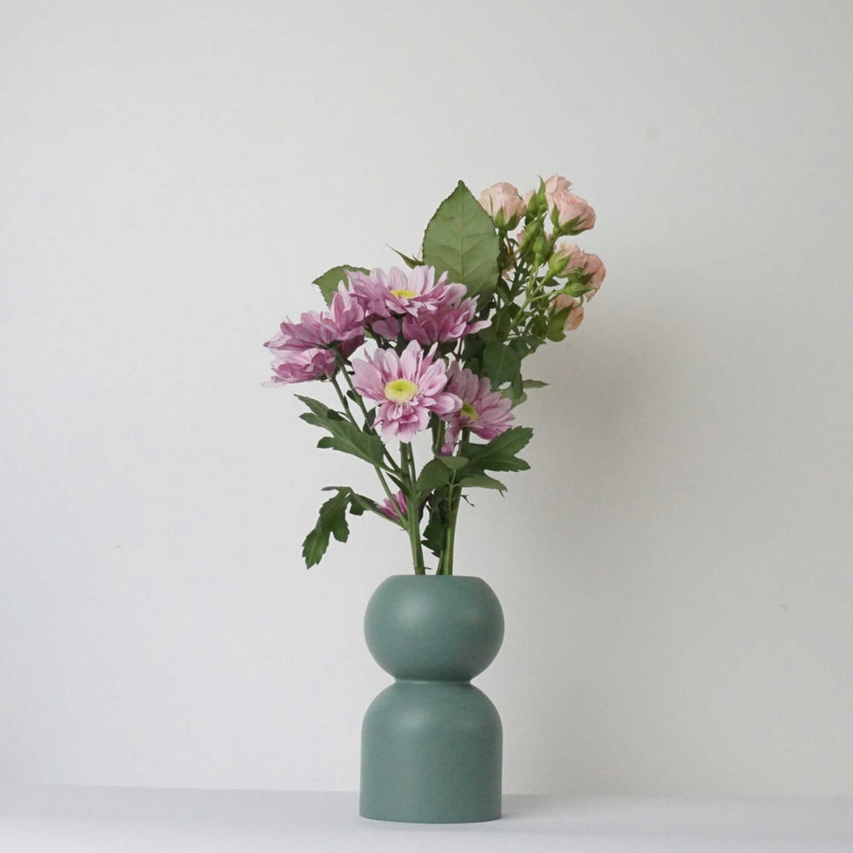 BAS - vase en bois 14 cm de haut | Lys citronné
