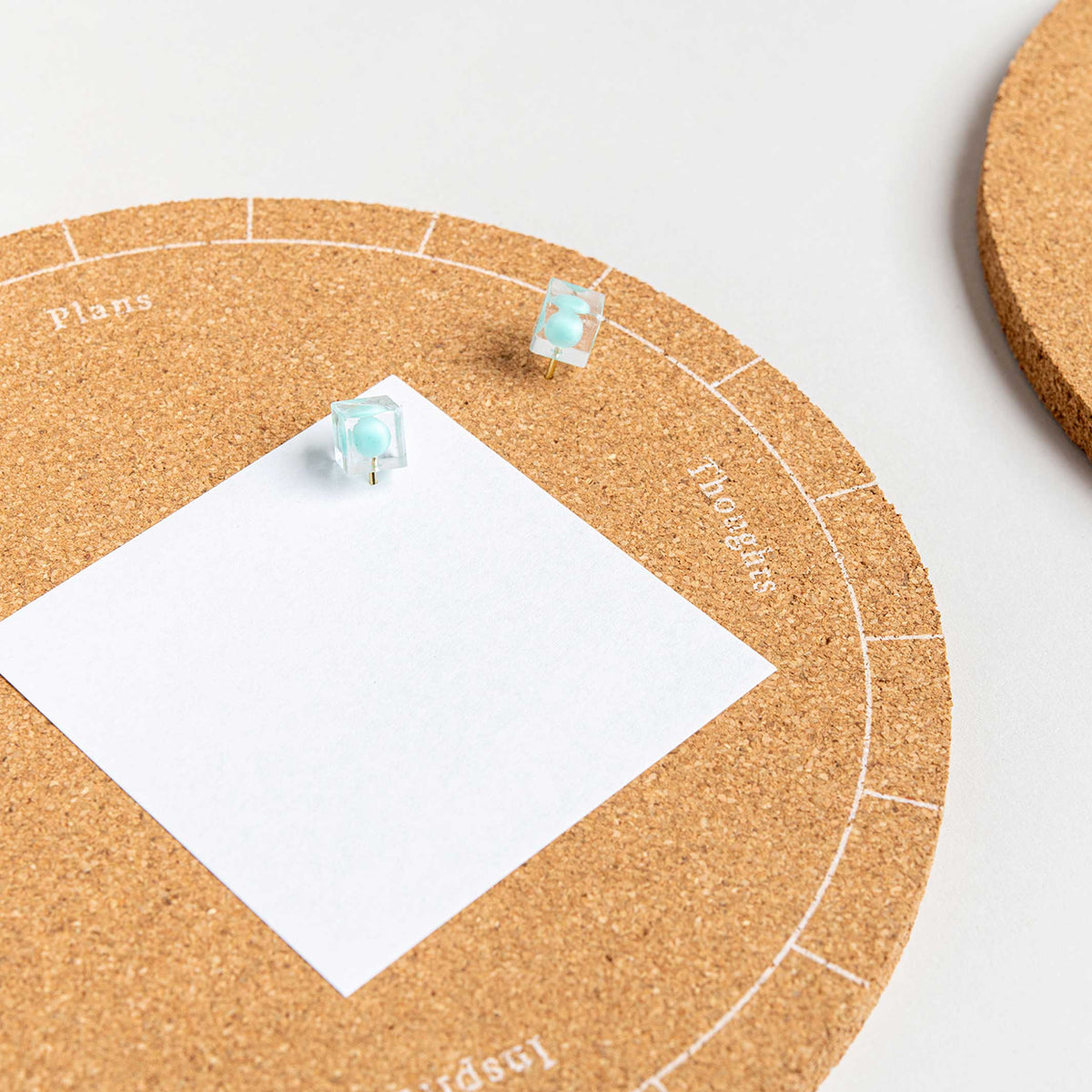 CIRCLE BULLETIN BOARDS - Pinnwand aus Kork | Somewhere