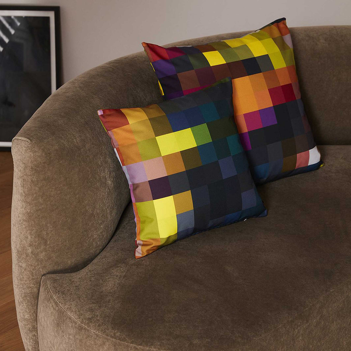 PIXEL CUSHION SPIRIT - Kissen - 40x40 cm - 100% Trevira CS | Cristian Zuzunaga