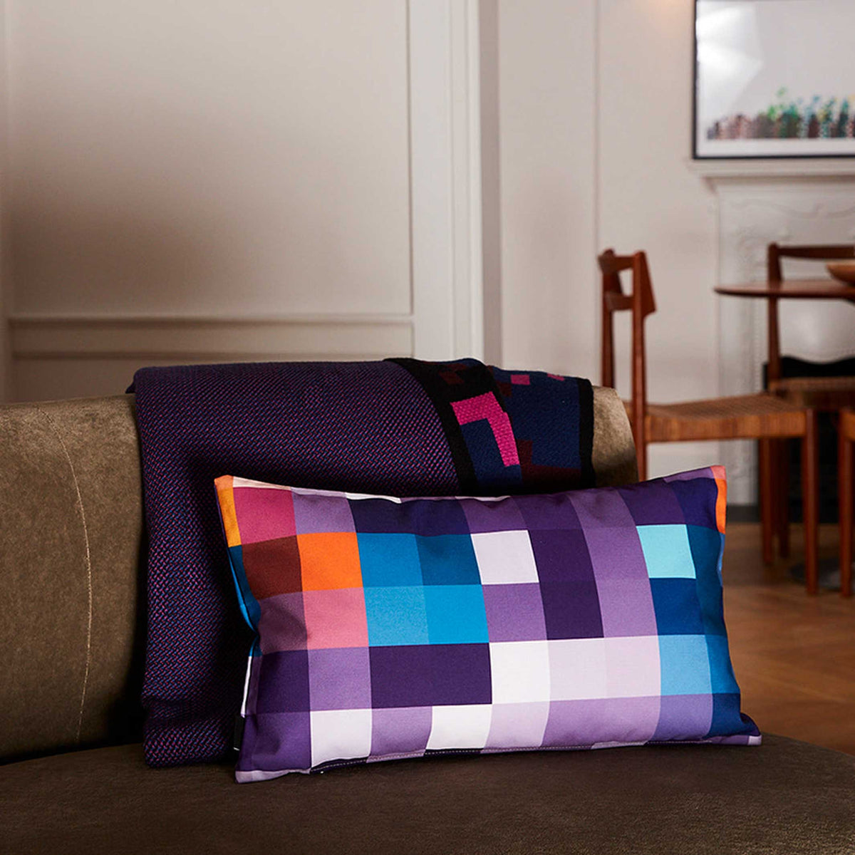 PIXEL CUSHION VENUS - schmales Kissen - 30x50 cm - 100% Trevira CS | Cristian Zuzunaga